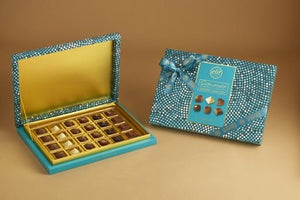Elit Signature Assorted Pralines Blue 256g is a premium product available at best price in Pakistan at Elite Grocery Store